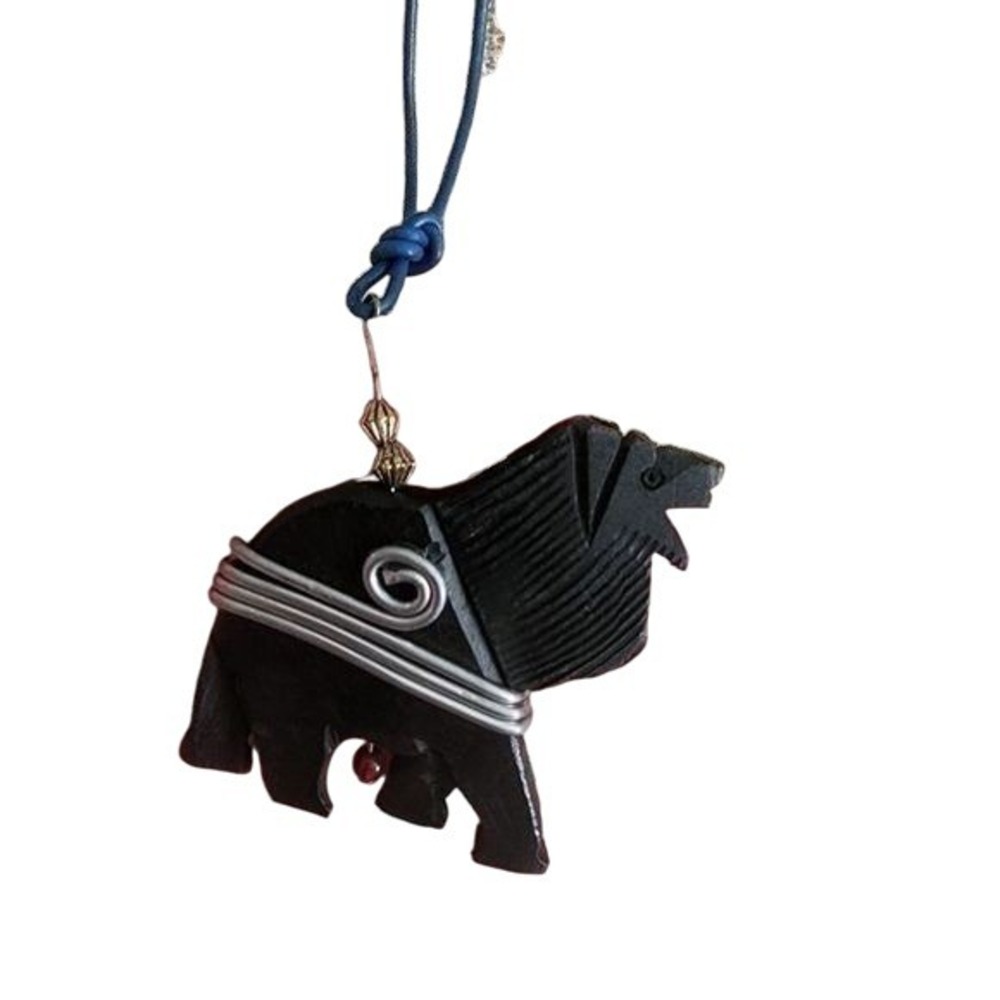 Artisan‎ Hand Carved Wood Lion Pendant Necklace Blue Leather Cord Beaded Tribal